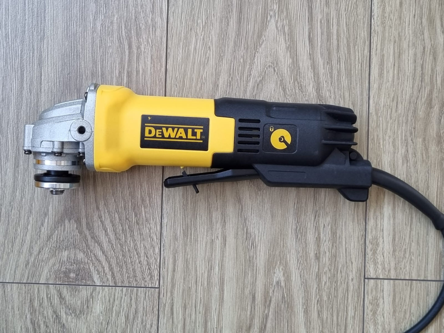 PULIDORA 5 VELOCIDADES DEWALT